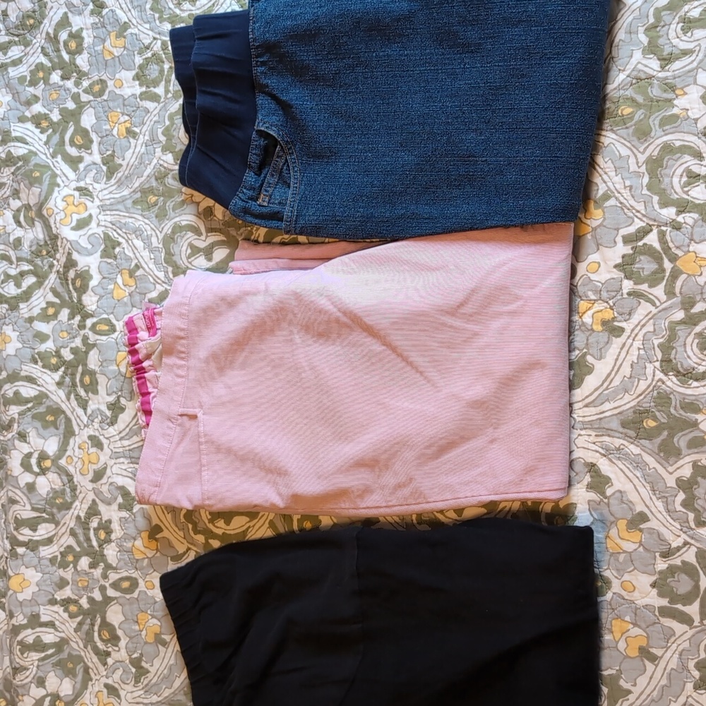 Maternity capris, lot of 3, L-XL